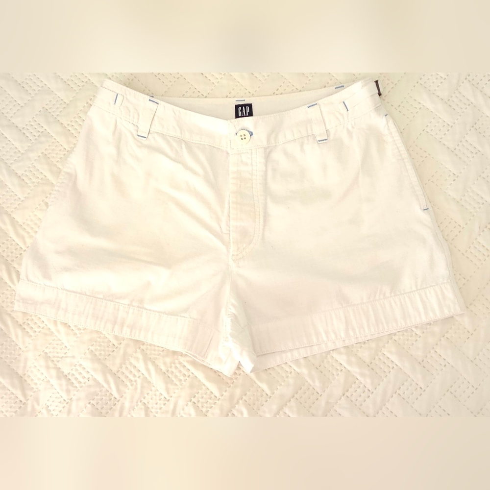 GAP White Womens Shorts Inside Bottoms Side & Back Packets Size 8